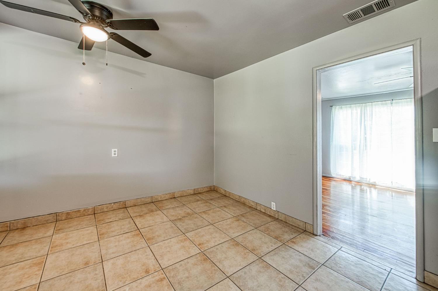1534 W Saginaw Way, Fresno, CA 93705
