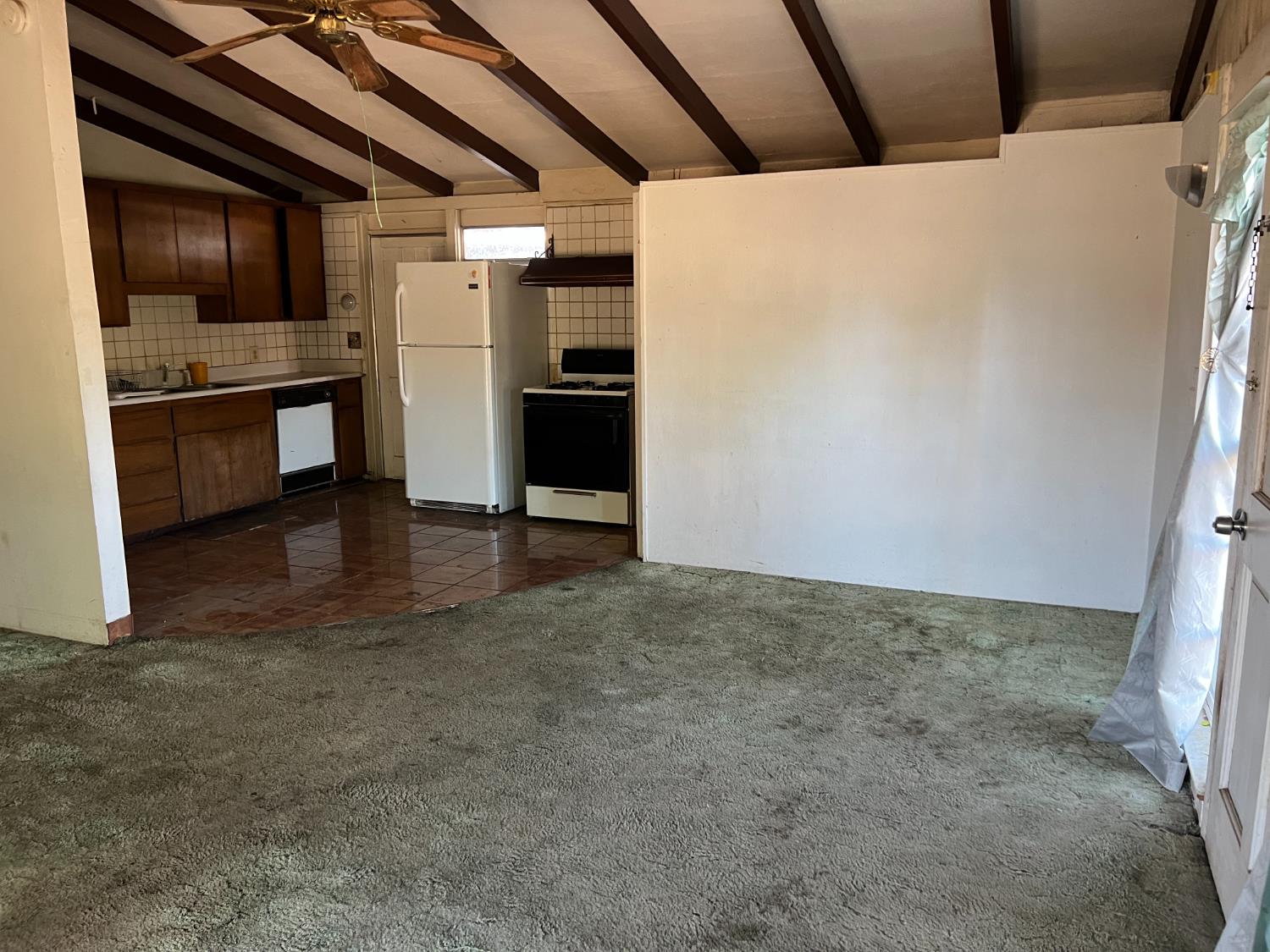 3988 N Fresno St, Fresno, CA 93726