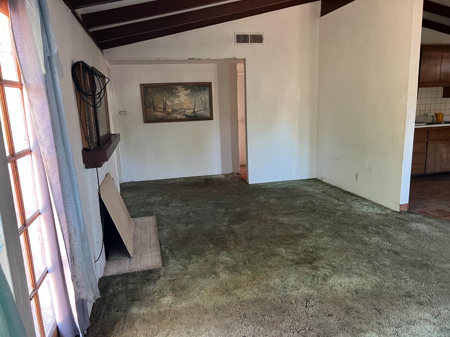 3988 N Fresno St, Fresno, CA 93726