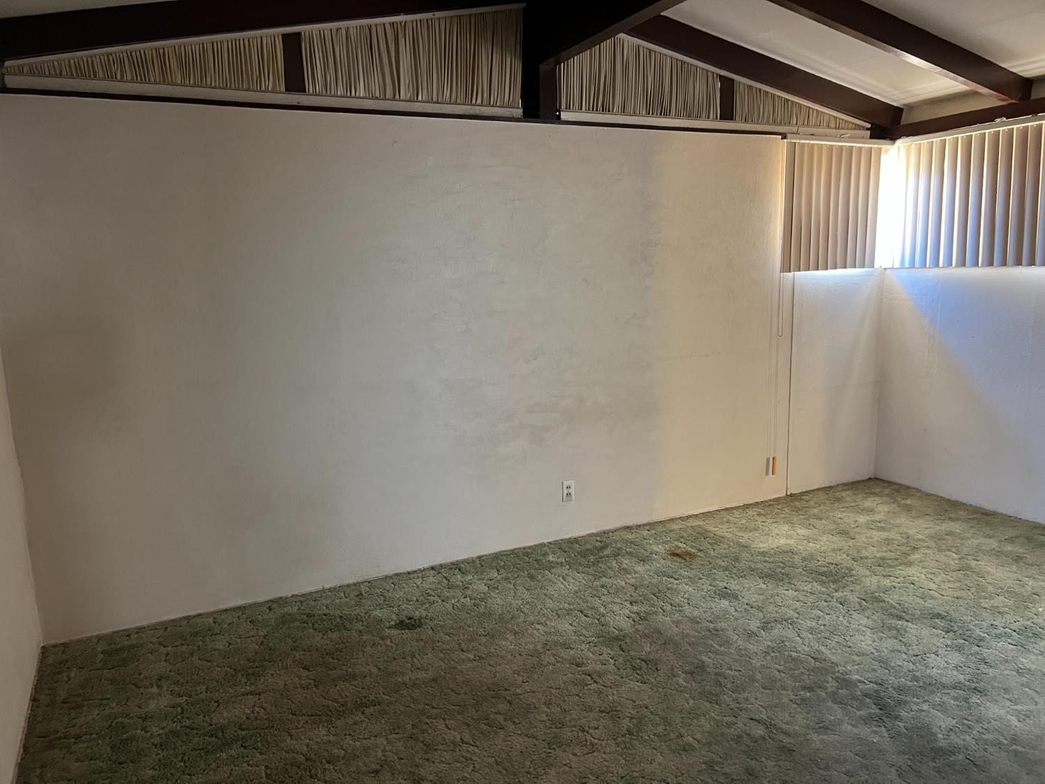 3988 N Fresno St, Fresno, CA 93726