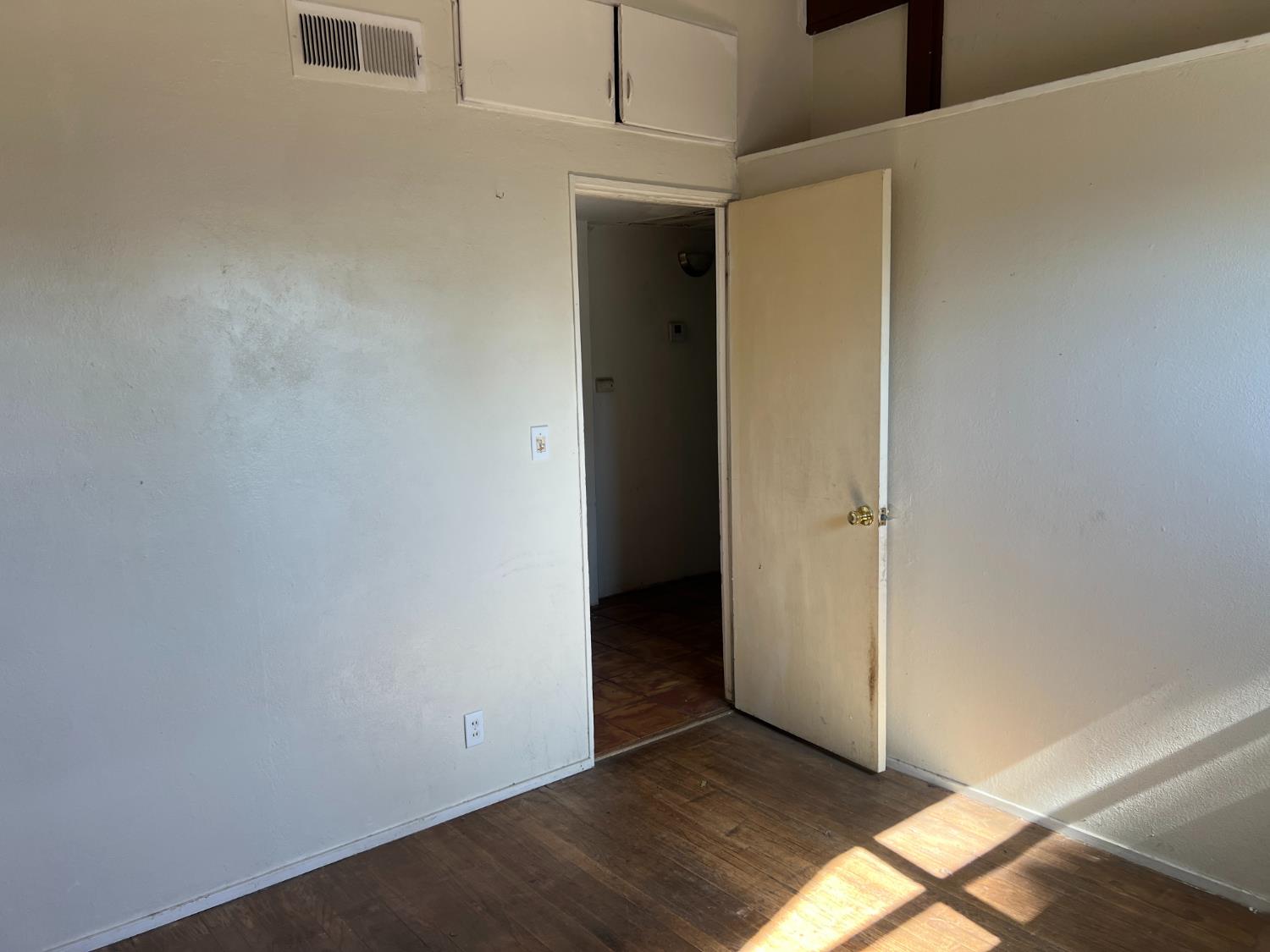 3988 N Fresno St, Fresno, CA 93726