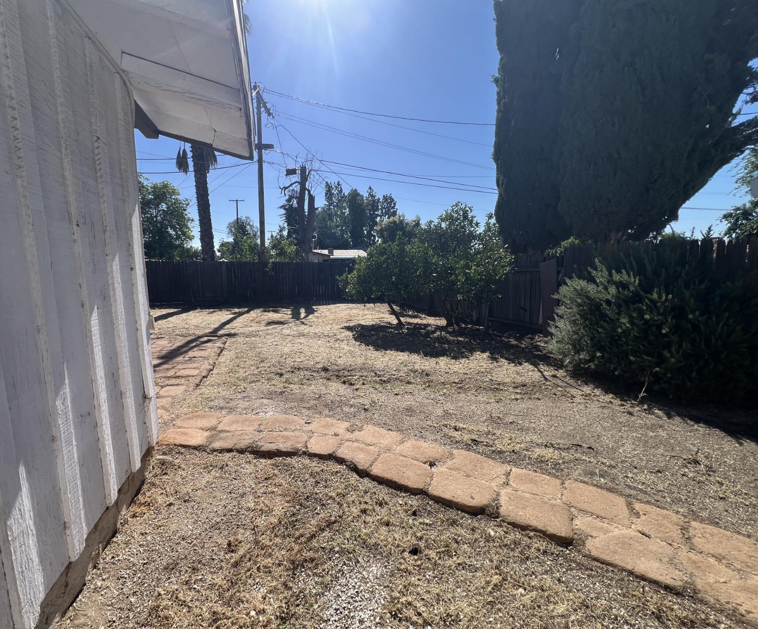 3988 N Fresno St, Fresno, CA 93726