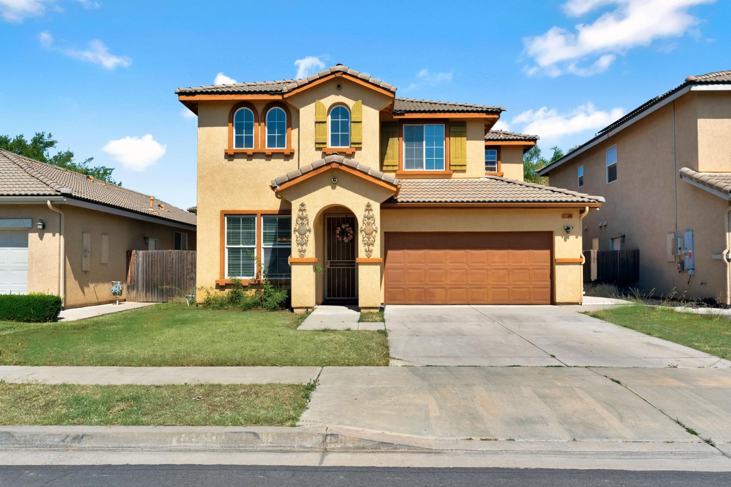 3248 N Applegate Ave, Fresno, CA 93737