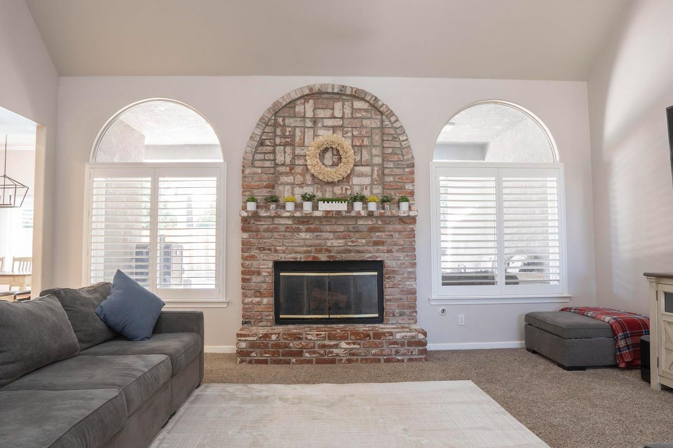 4976 W Birch Ave, Fresno, CA 93722