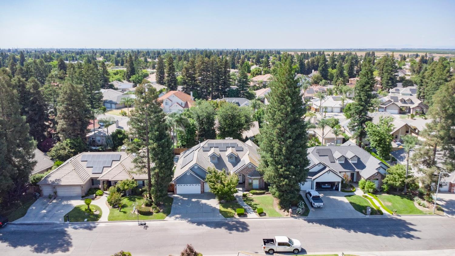 4976 W Birch Ave, Fresno, CA 93722