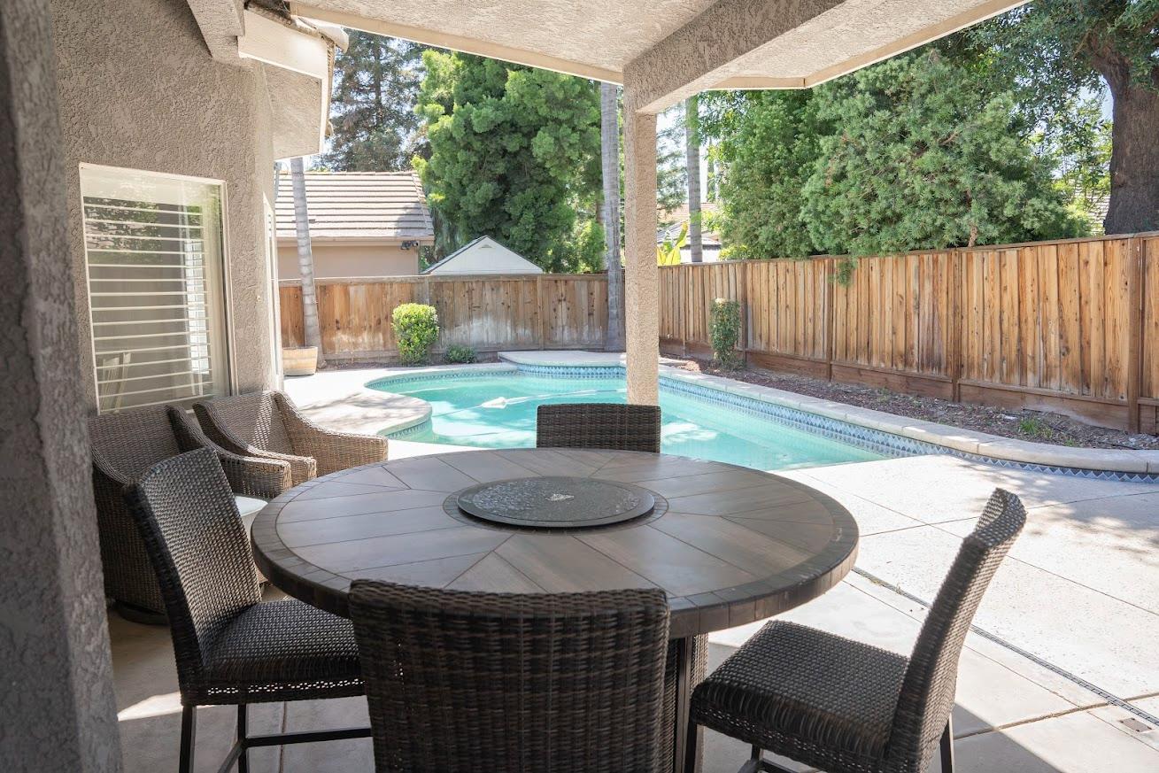 4976 W Birch Ave, Fresno, CA 93722