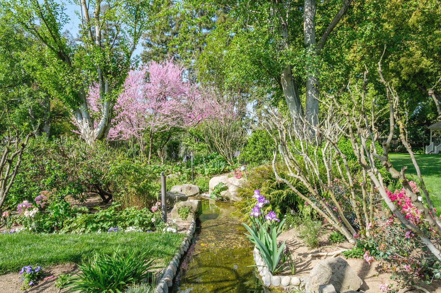 5811 N Forkner Ave, Fresno, CA 93711