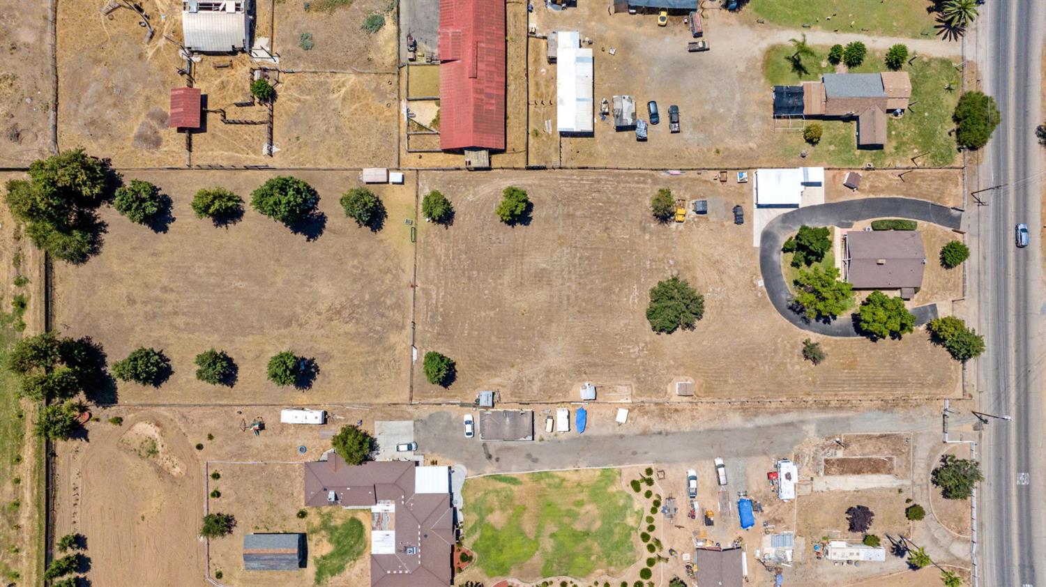 3725 W Olive Ave, Fresno, CA 93722